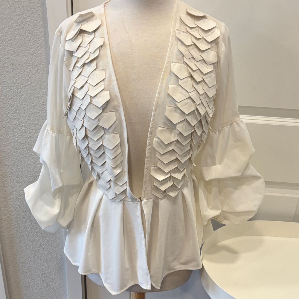 Elegant White Blouse with Textured Accents